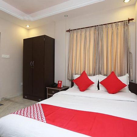 Jādabpur Oyo 19855 B S Guest House מראה חיצוני תמונה