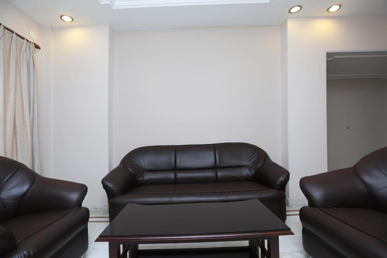 Jādabpur Oyo 19855 B S Guest House מראה חיצוני תמונה